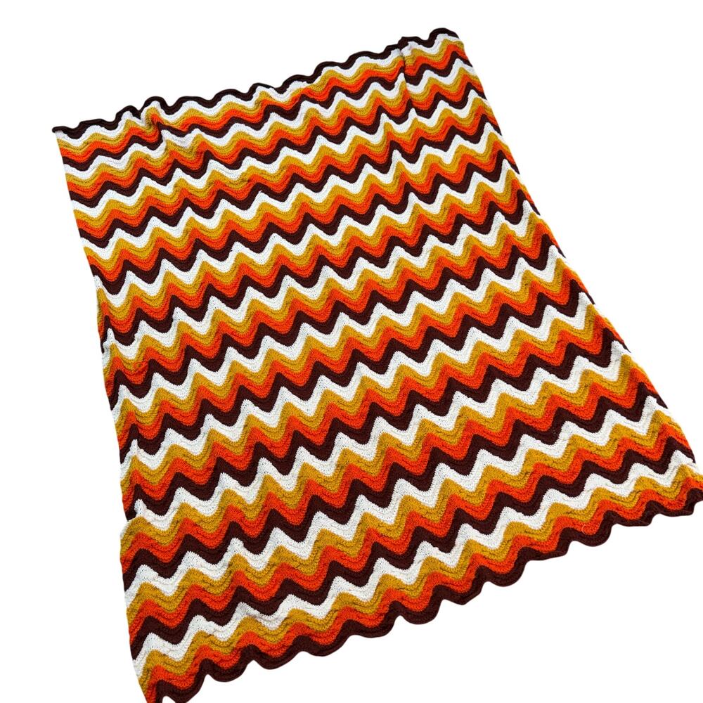 Vintage 70s Crochet Chevron Afghan Blanket